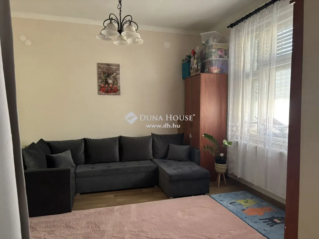 Soggiorno - Three-bedroom House with Garden in Budapest 20th District