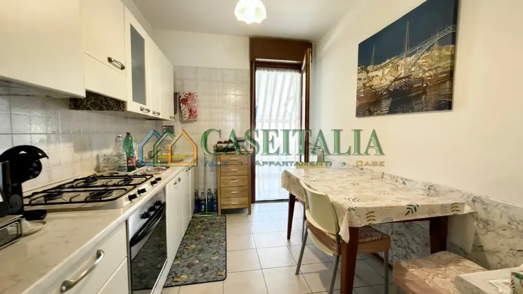 Köök - Apartment with Attic in Ivrea
