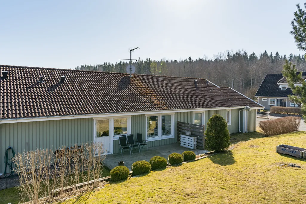 Õhuvaade - Duplex with Garden in Tenhult