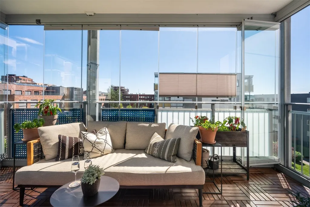 Rõdu - Design Flat with Balcony in Løren/Frydenberg