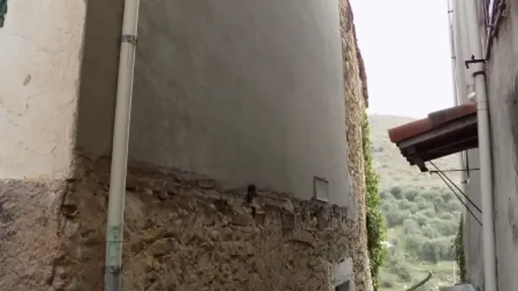 Extérieur - Rustic Cottage for Renovation in Imperia