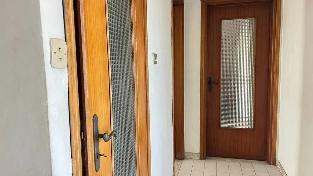 Esik - Rustic Farmhouse with Panoramic View in Castagnole delle Lanze