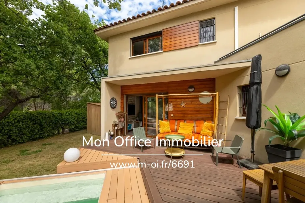 Terrass - Modern House with Pool in Saint-Cannat