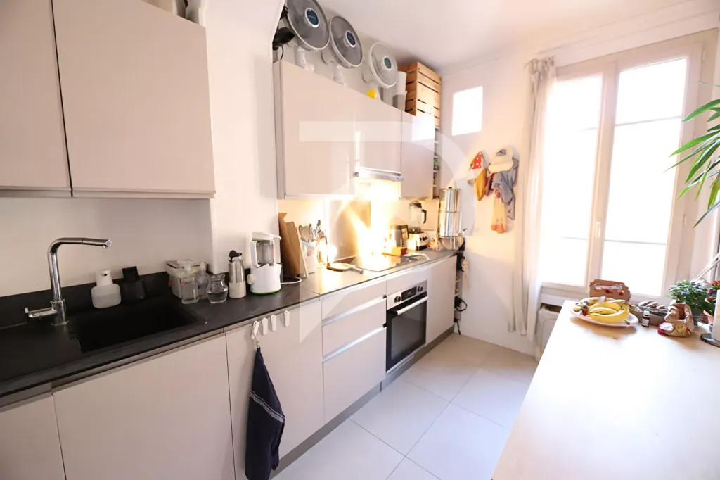 Cucina - Furnished Flat with Parking in Chatou