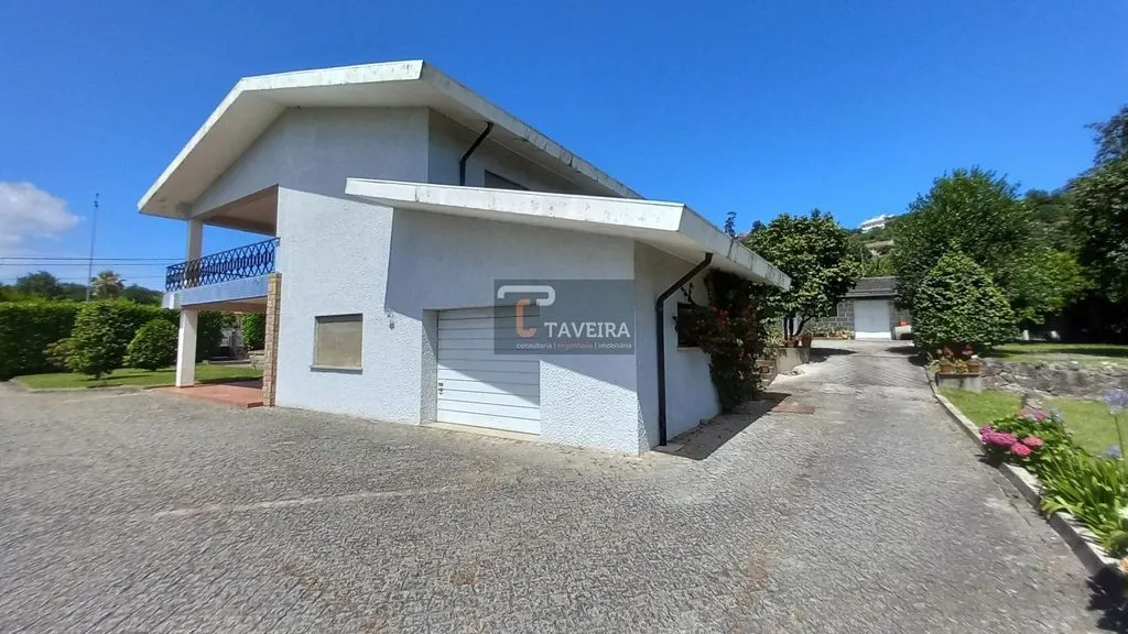 Välivaade - Modern Luxury House with Garden in Arcos de Valdevez