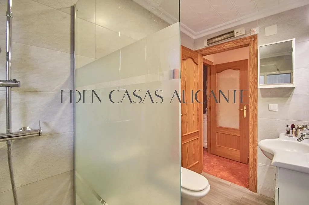 Vannitoad - Classic Chalet with Pool in Mutxamel