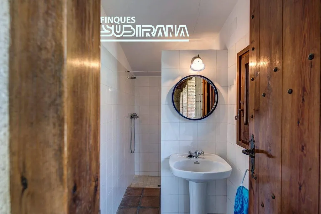 Salles de bain - Restored Farmhouse with Pool in Igualada