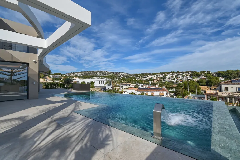 Piscine - Luxury Villa with Sea View in Benissa