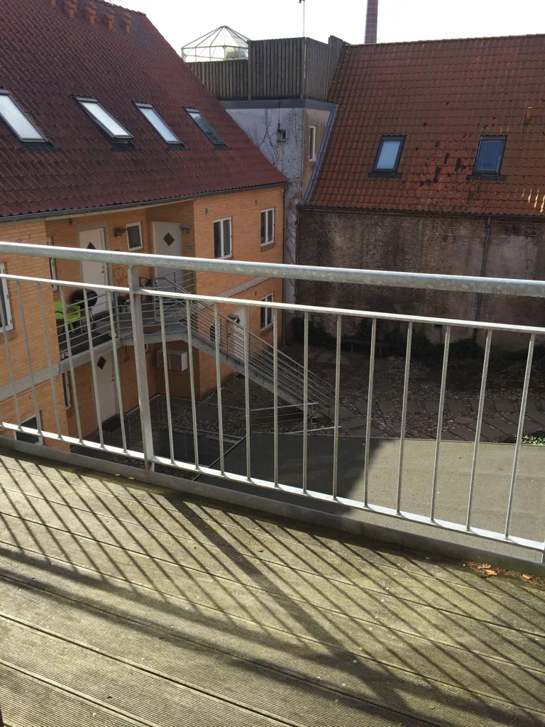 Balcon - Bright Apartment with Balcony in Aabenraa
