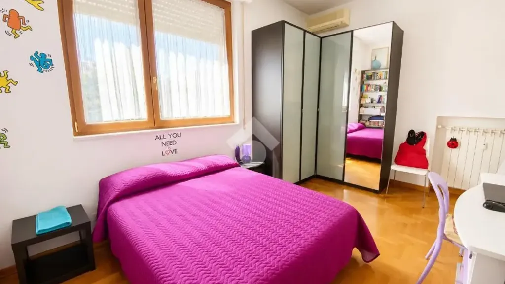 Camere da letto - Bright Triplex with Balcony in Rome