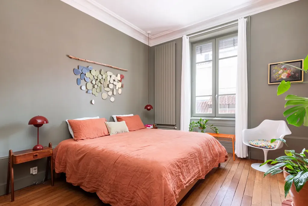 Chambres - Appartement Charmant avec Parquet au Quai du Rhône