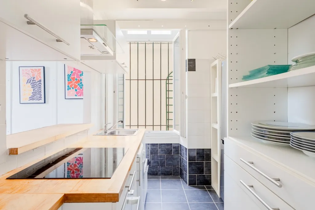 Cuisine - Appartement Duplex avec Vue Mer à Nice