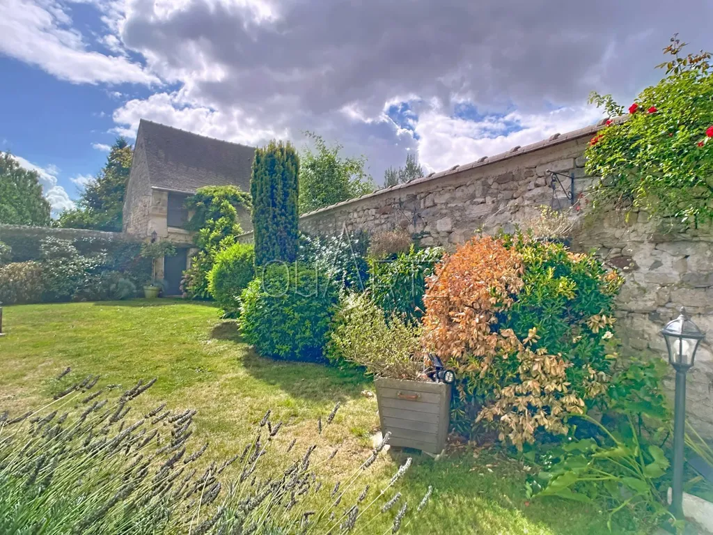 Jardin - Maison Charmante avec Terrasse à Bouconvillers