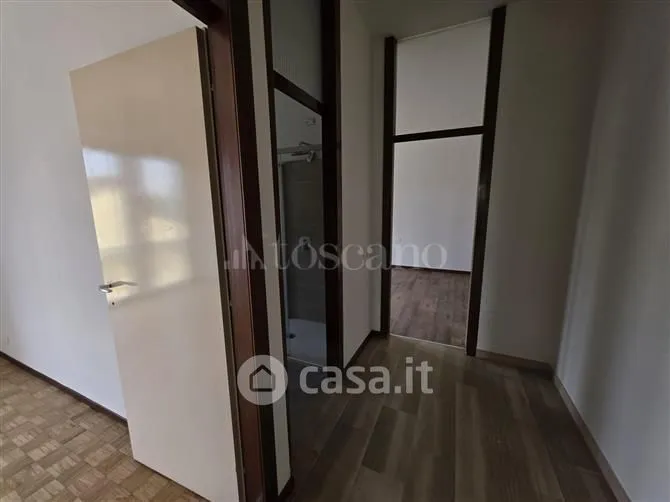 Entrée - Rented Apartment with Balcony in Como