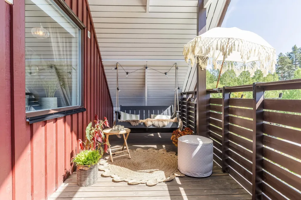 Balcon - Planned Villa with Balcony in Ludvika