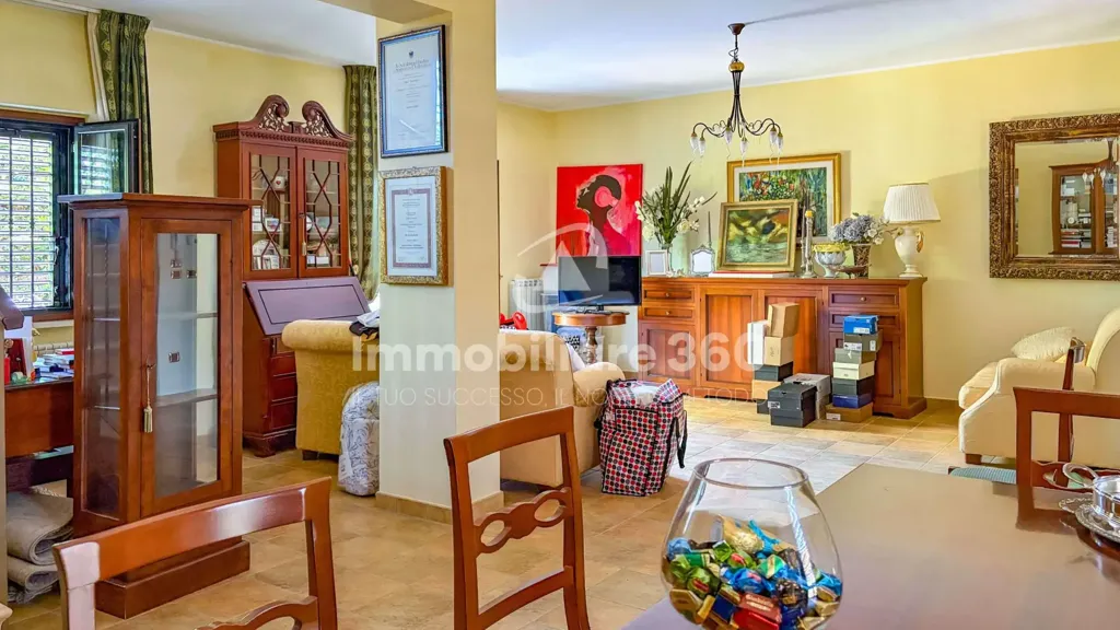 Sala da pranzo - Arched Villa with Private Gardens in Rovito