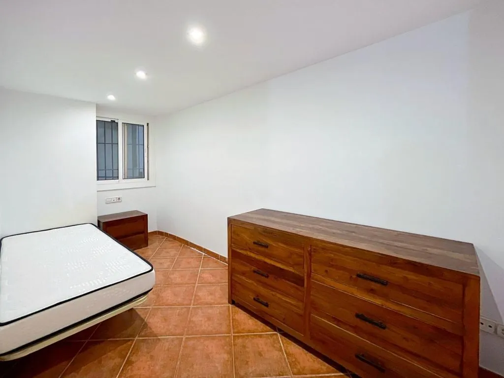 Magamistoad - Flat with Wooden Beams in Central Barcelona