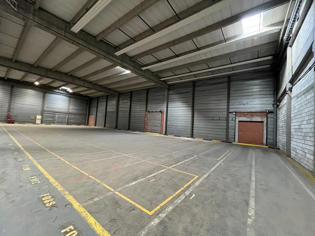 Garage - Magasin Logistique à Dendermonde, Zone Industrielle Hoogveld