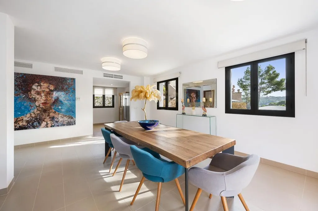 Dining Room - Luxury Ground Floor Flat with Garden in Camp de Mar