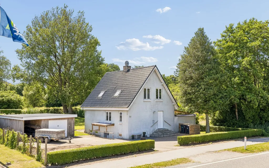 Exterior - Central Villa with South-Facing Garden in Broager