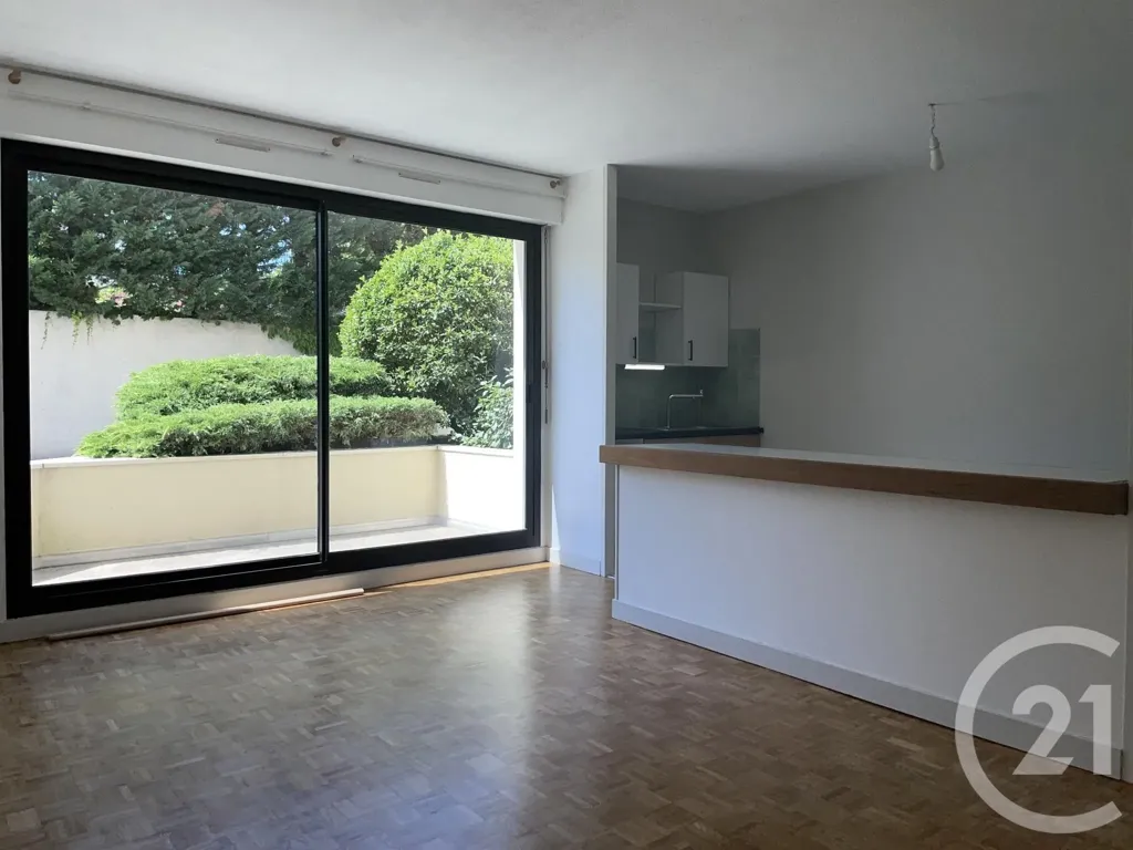 Elutuba - Studio with Terrace in Bordeaux Cauderan