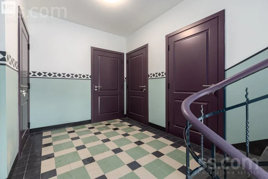 Entrée - Two-Bedroom Flat in Jugendstil Building, Riga Centre