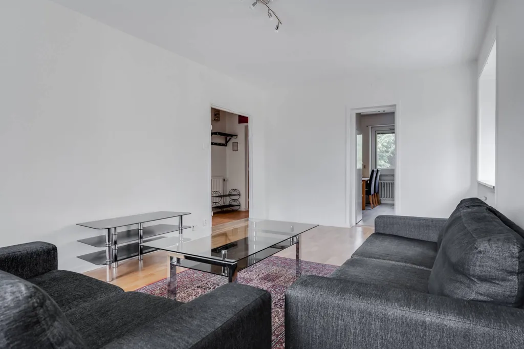 Séjour - Apartment with Balcony in Byttorp