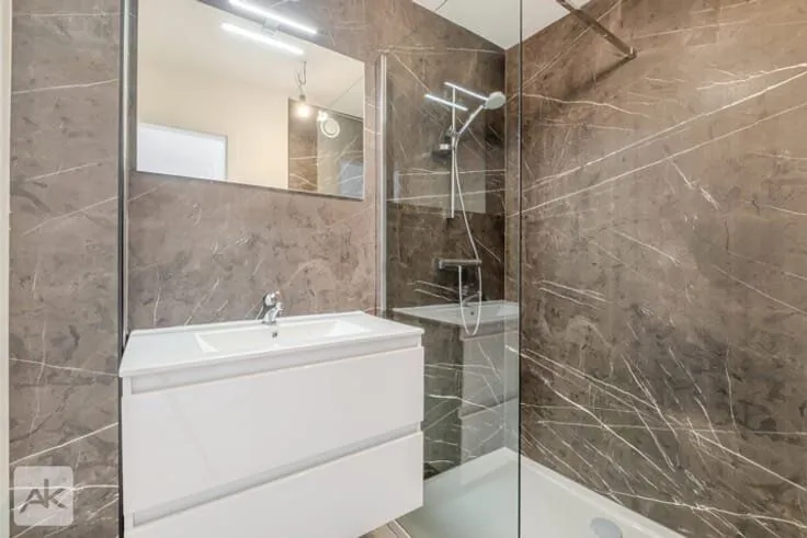 Bathrooms - Apartment with Garden in Arlon