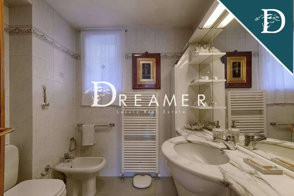 Vannitoad - Luxury Apartment with Private Garden in Florence