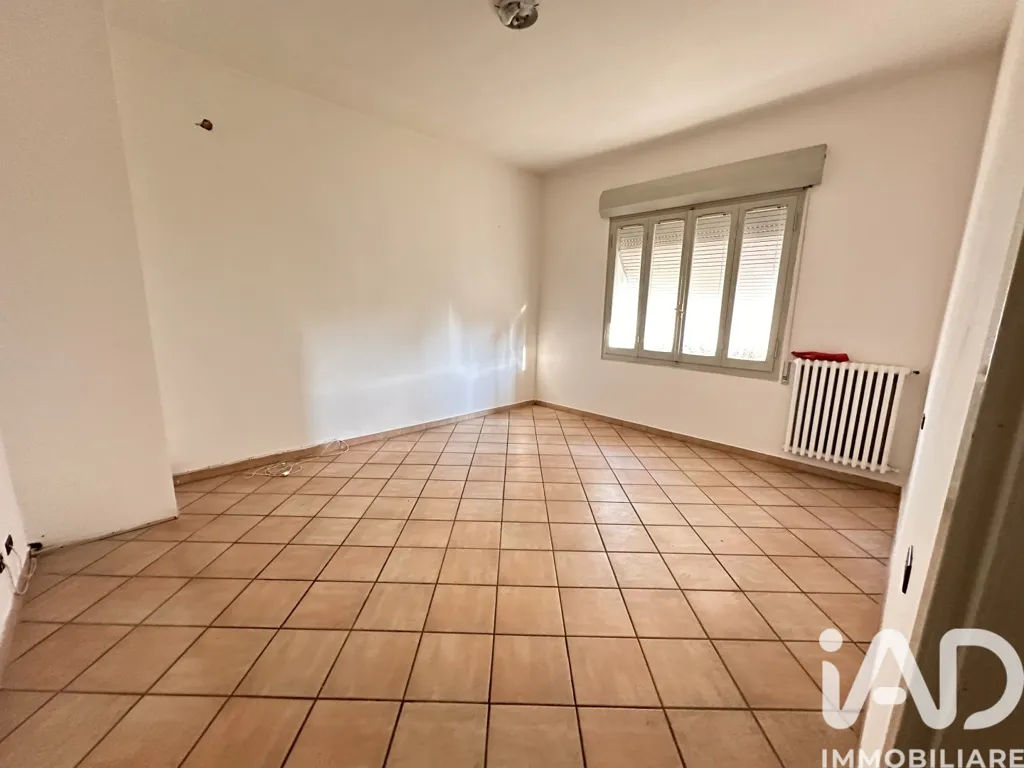 Pièces - Rustic Villa with Garden in Finale Emilia