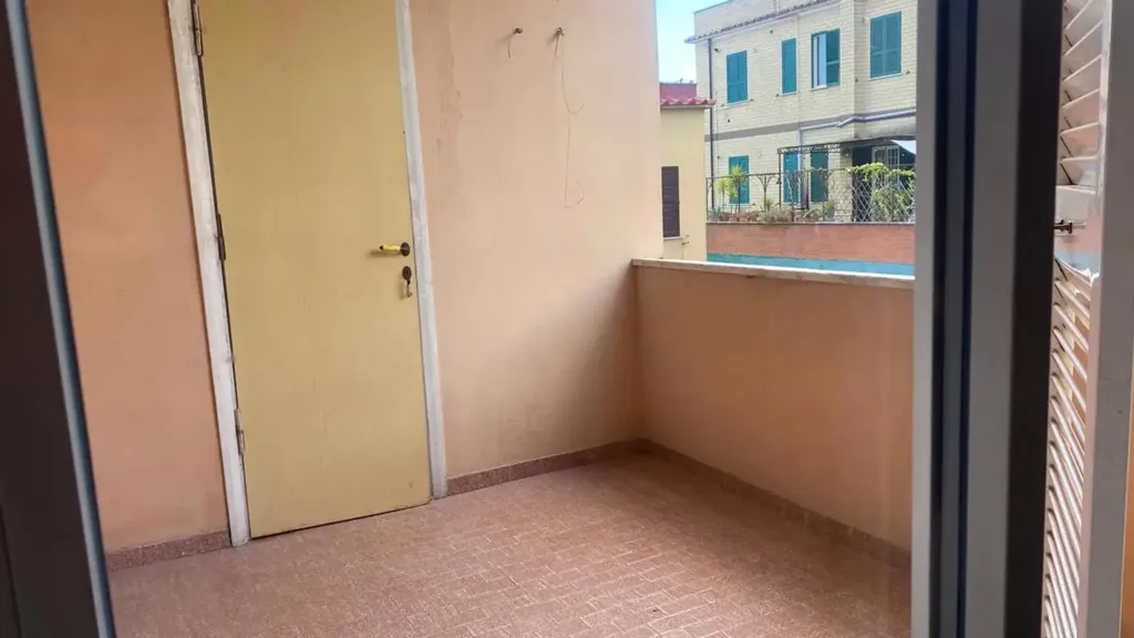 Rõdu - Bright Apartment with Terrace in Centocelle, Rome