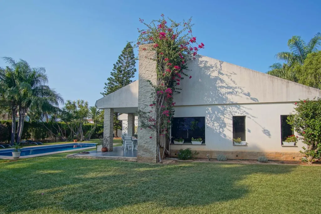 Bassein - Luxury Villa with Pool in Dénia