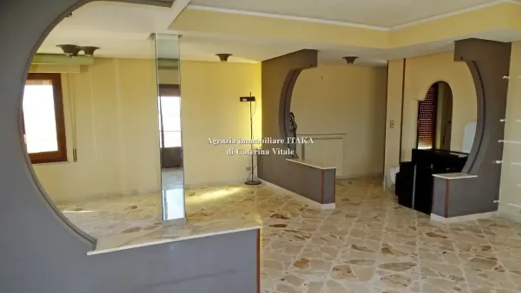 Séjour - Penthouse with Gulf View in Villabate