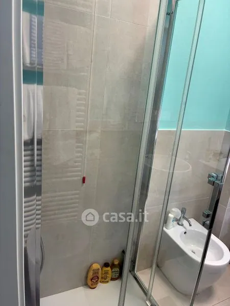 Salles de bain - Fully Furnished Flat with Balcony in Massa