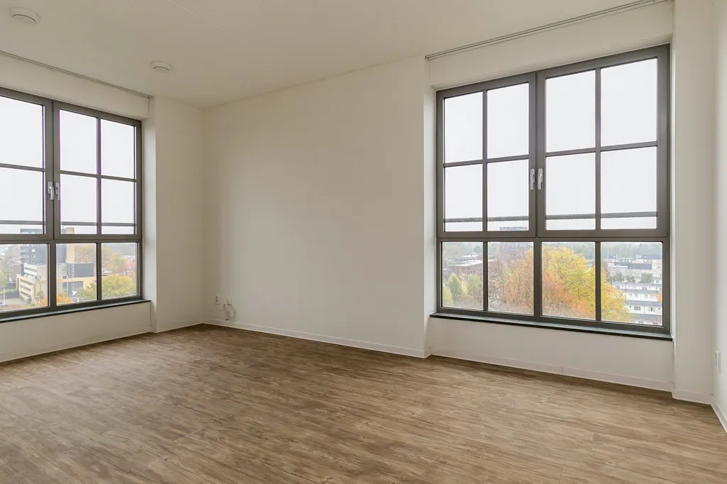 Rooms - Waterfront Apartment with Balcony in Tilburg