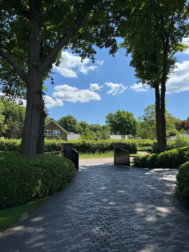 Esterno - Rietgedekt Landhuis with Pool in Hierden