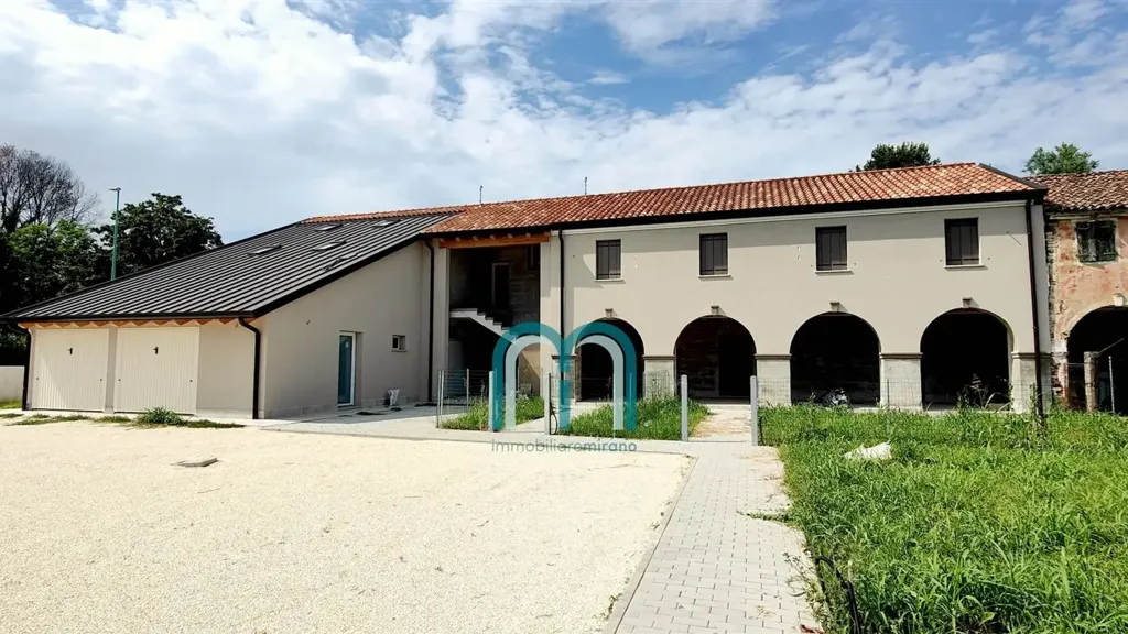 Jardin - Contemporary Apartment with Solar Panels in Salzano