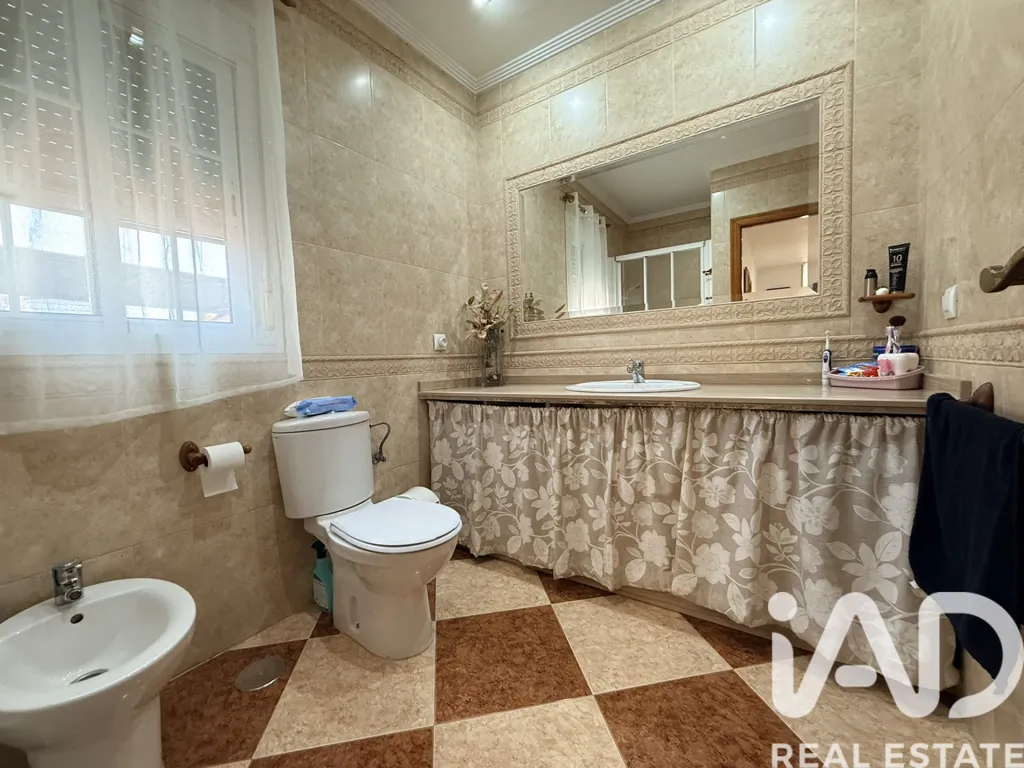Salles de bain - Spacious Adjoined House with Terrace in Isla Chica