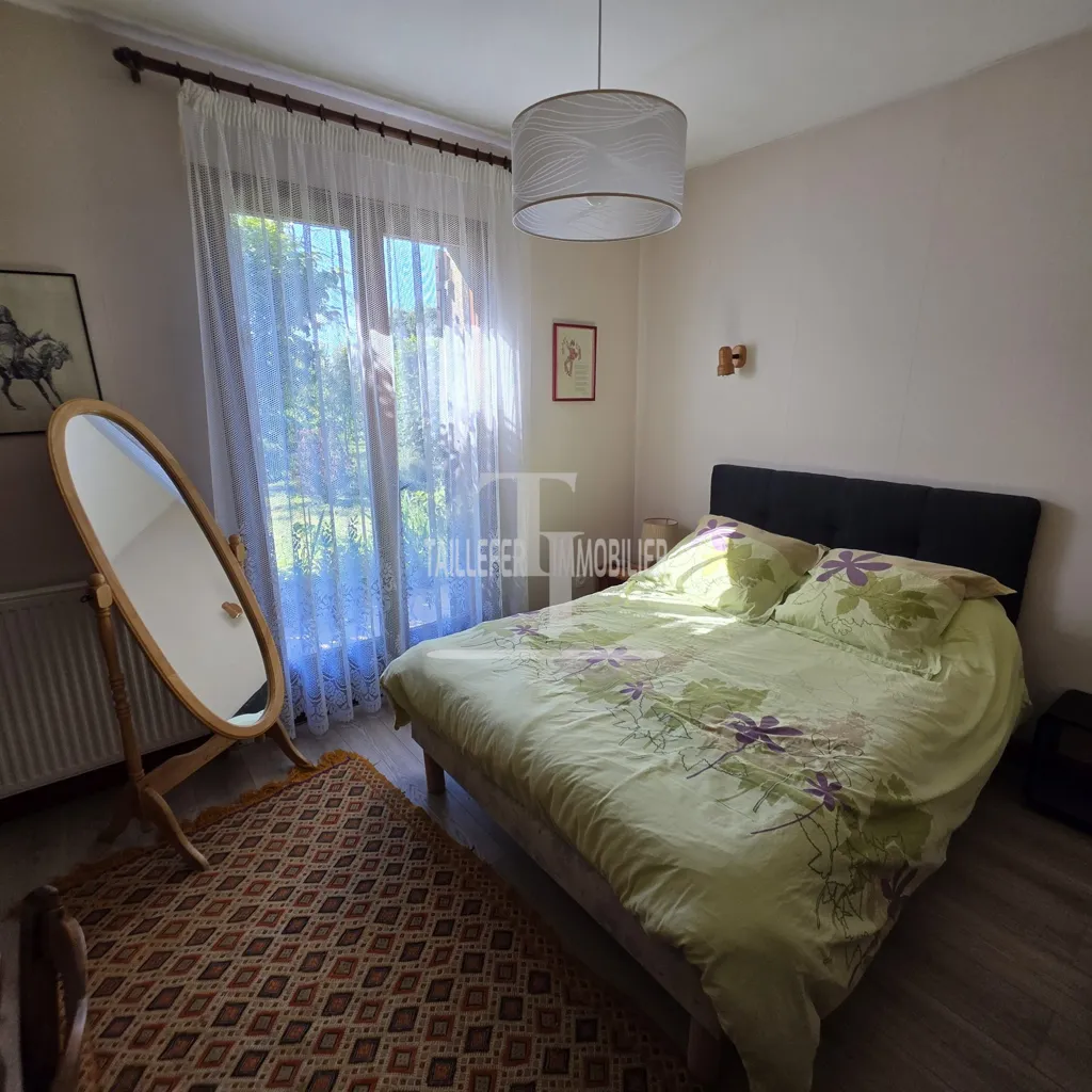 Chambres - Maison avec Piscine dans un Environnement Calme à Boulazac
