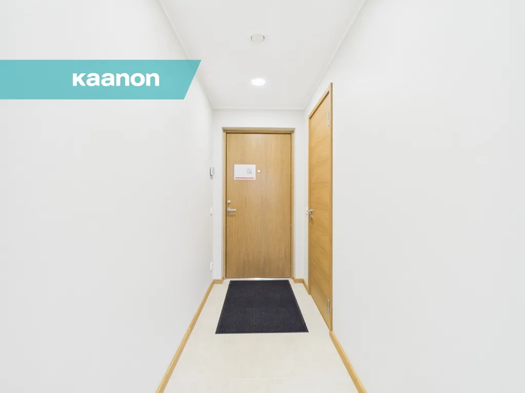 hallway_entrance