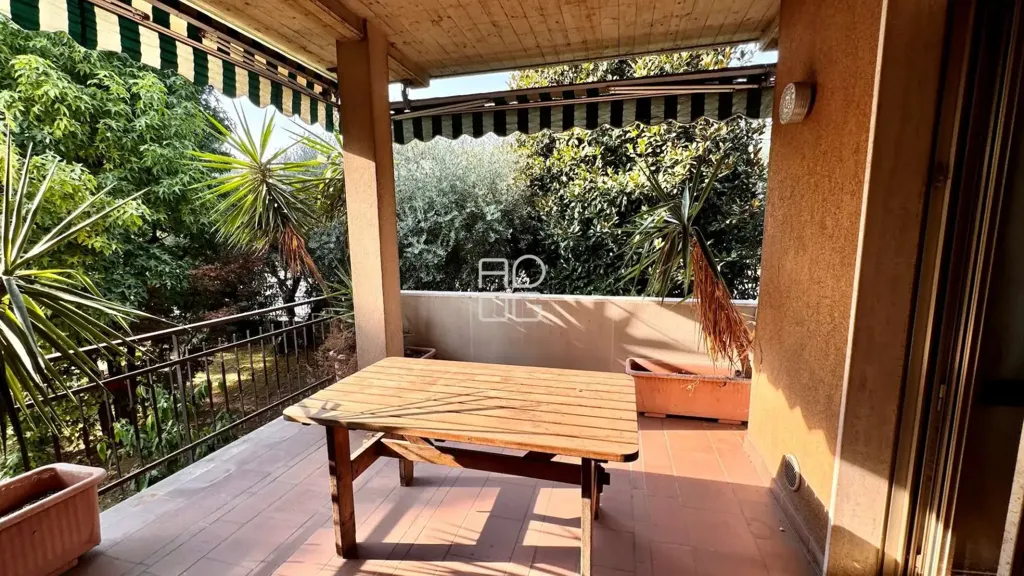 Terrasse - Quadruplex with Garden View in Desenzano del Garda