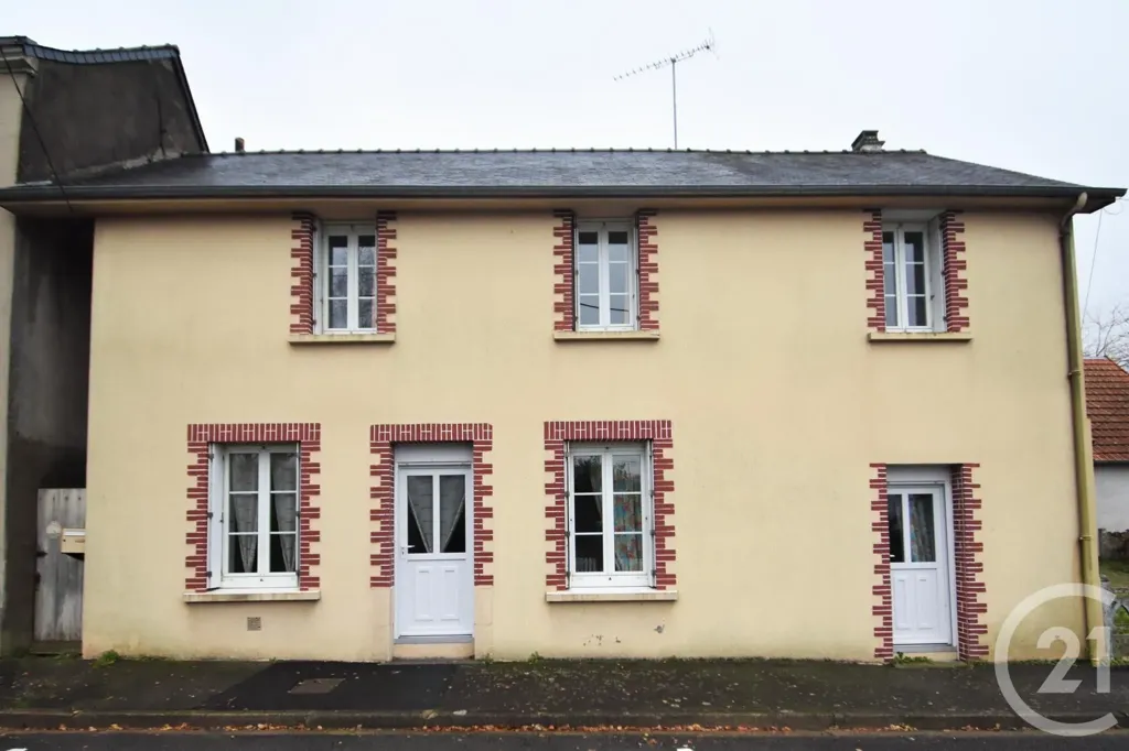 Maison 6 pièces à COSMES