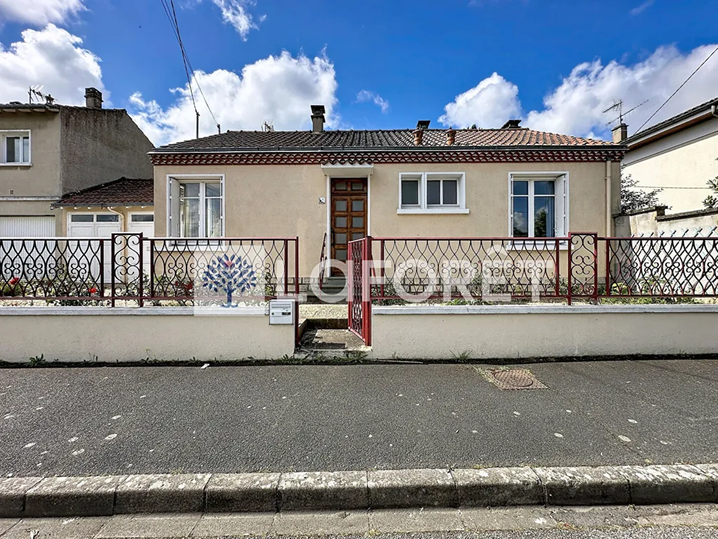 Välivaade - Four-Bedroom House with Garden in Thouars