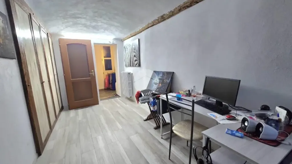 Bureau - Rustic House with Covered Patio in Rivarossa