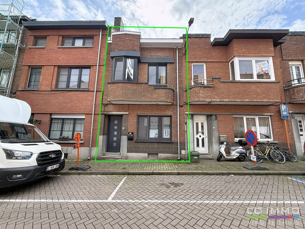 Exterior - Partially Renovated Villa in Tienen