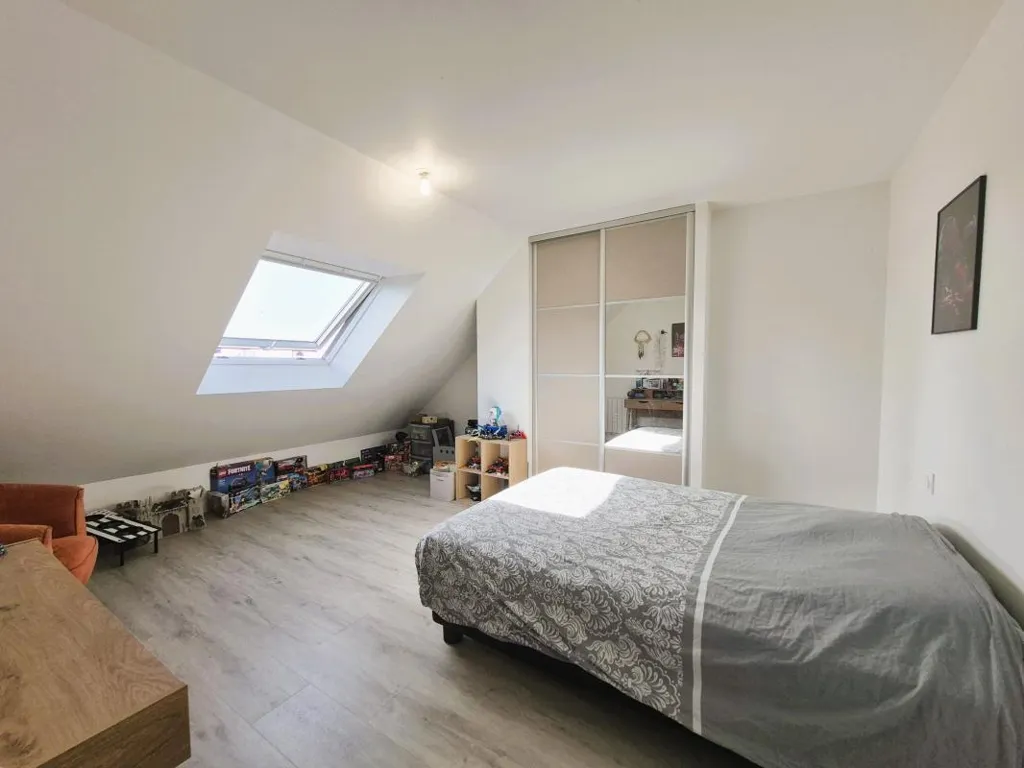 Magamistoad - Contemporary House with Waterfront Proximity in Plouhinec