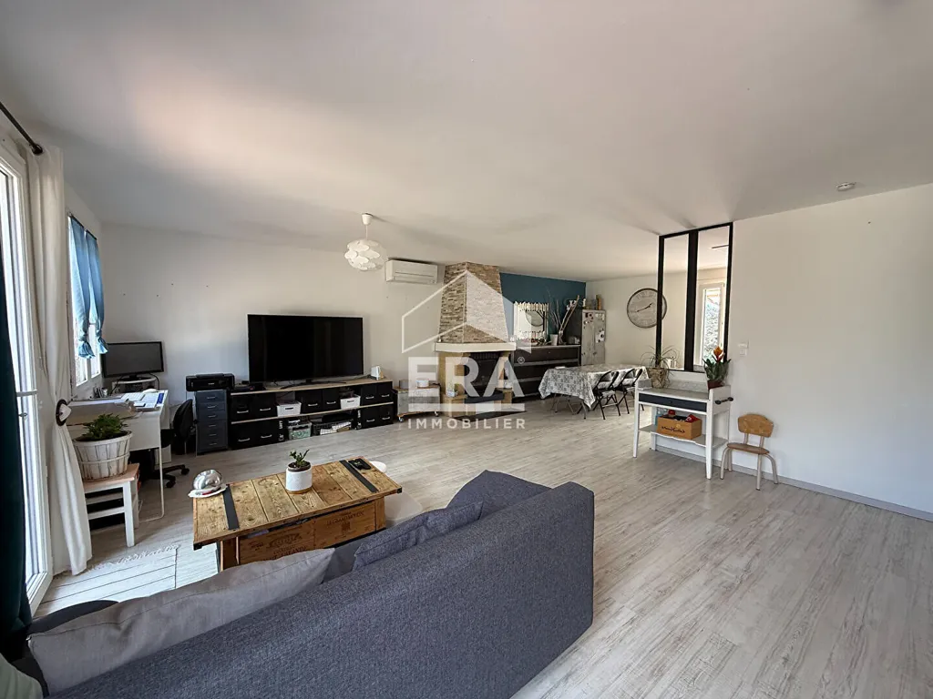 Soggiorno - Pebble-Floor House with Pool in Seillons-Source-d'Argens