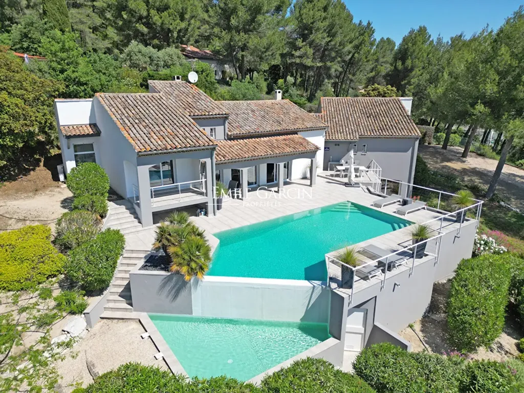 Vue aérienne - Maison 10 pièces à Noves
