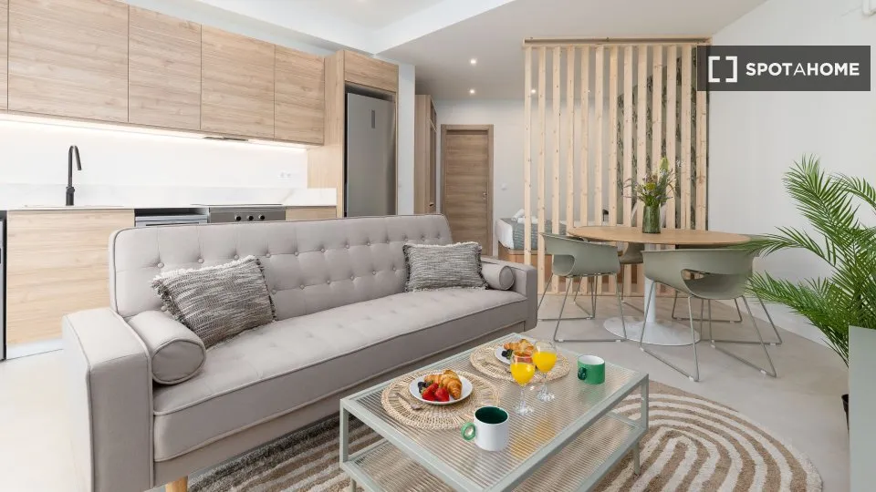 Séjour - Studio with Air Conditioning in Nou Moles, Valencia