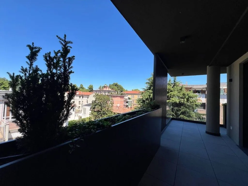 Balcony - Luxury Penthouse with Rooftop in Mestre, Venice